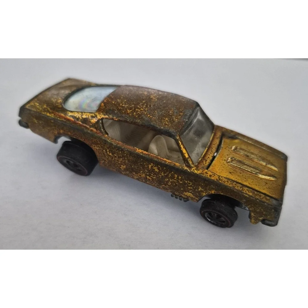 Hot Wheels Red Line vtg car Redline Mattel 1967 Custom Barracuda Gold